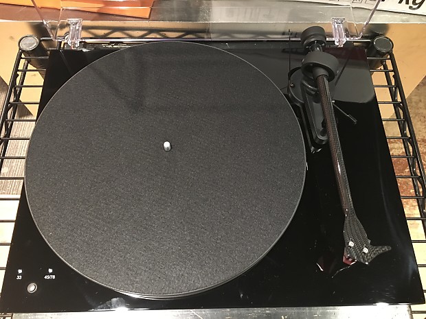 Project Debut Carbon Esprit SB Turntable with Speed Box image 1