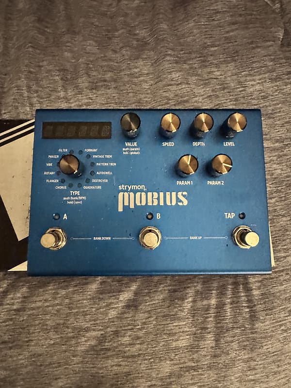 Strymon Mobius