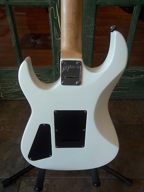 B.C. Rich ASM-1 White | Reverb