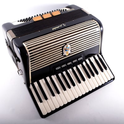 Rare Vintage German Made Top Piano Accordion Weltmeister Gigantilli I 80 bass, 8 sw. from the golden era + Hard Case and Shoulder Straps - Top Promotional Price image 5