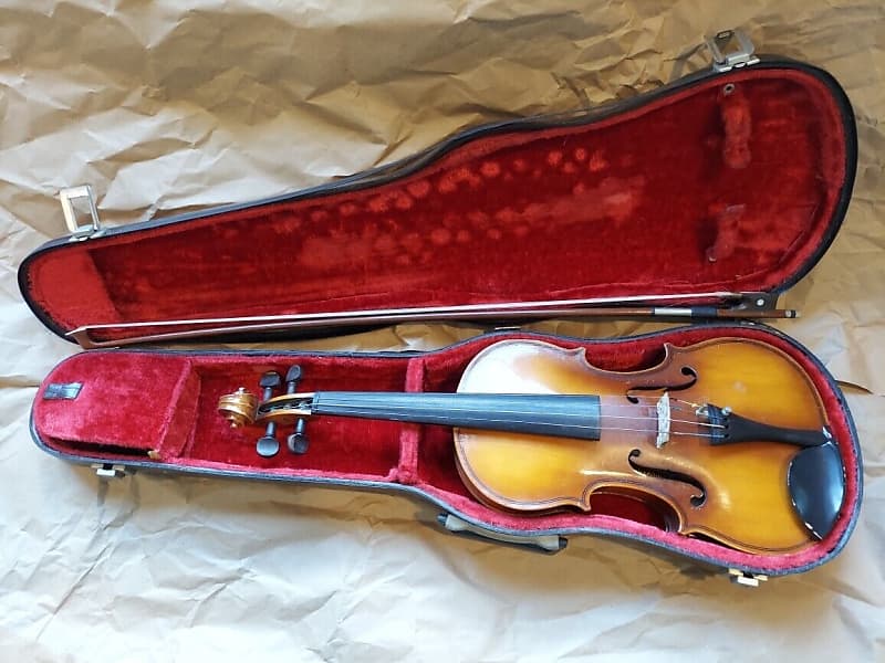 Japan Stradivarius size 4/4 full-size violin, Very Good Condition, case & bow image 1