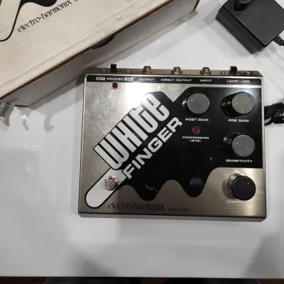 レア旧筐体 Electro-Harmonix WHITE FINGER Picture36-1024x683.jpg