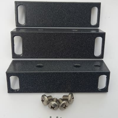Rack ear kit to fit Ensoniq Mirage / ESQ-m rack with mounting screws