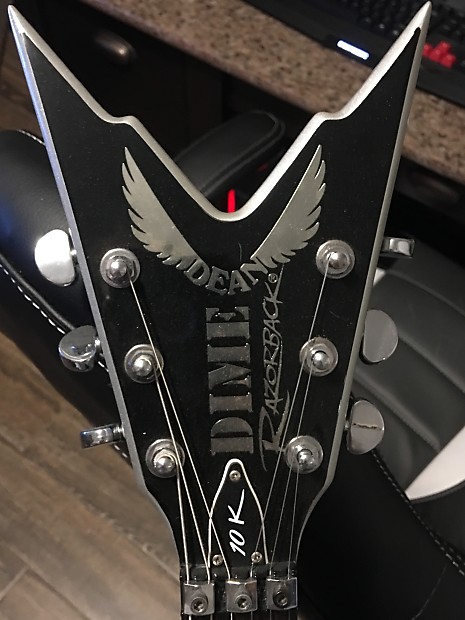 最終価格 Dean Dime Razorback 10K 鉄板 エレキギター DEAN Razorback 10K Commemorative 税込販売価格 ￥112,000