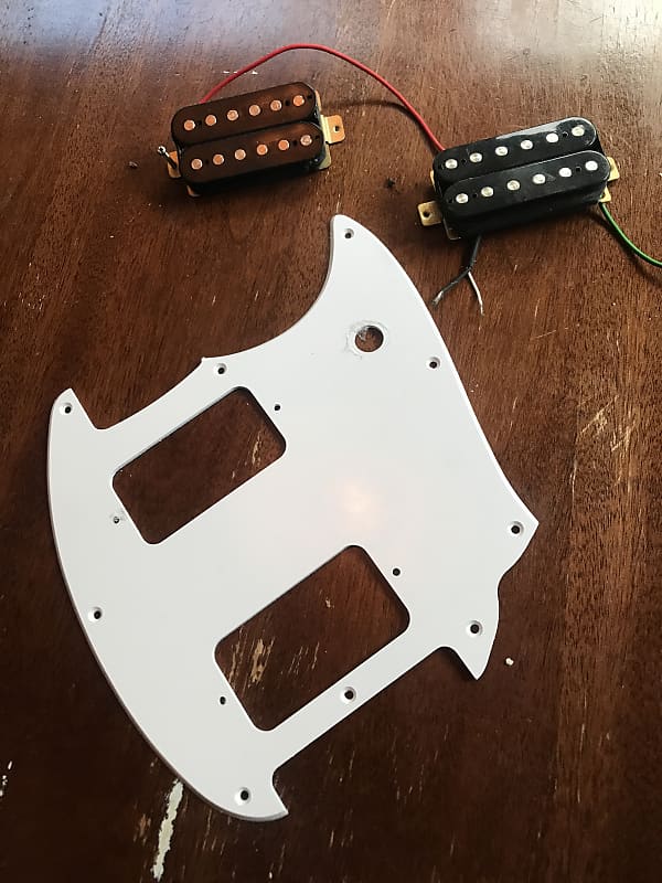 Squier Bullet Mustang Pickguard And Pickups Reverb 3902