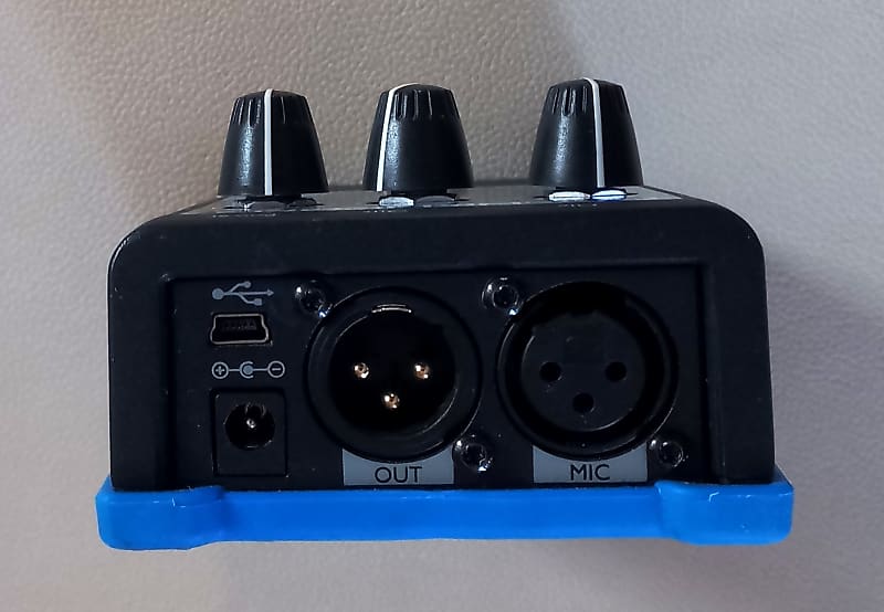 TC Helicon VoiceTone C1 | Reverb Canada
