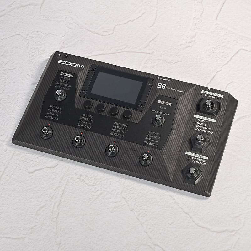 Zoom B6