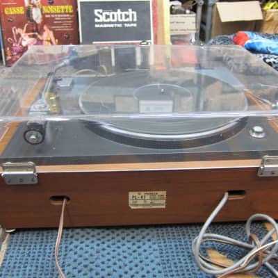 Vintage Pioneer PL-41 Turntable, Shure Cartridge, Walunt Veneer Needs Repair/Restoration, Dust Cover Re-glued, 1960s, JAPAN, Potential 1960s - Walnut Veneer image 4