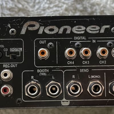 Pioneer DJM-2000NXS 4-channel Linkable DJ Mixer | Reverb