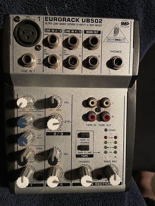 Behringer EURORACK UB502 Ultra-Low Noise Design 5-Input 2-Bus | Reverb