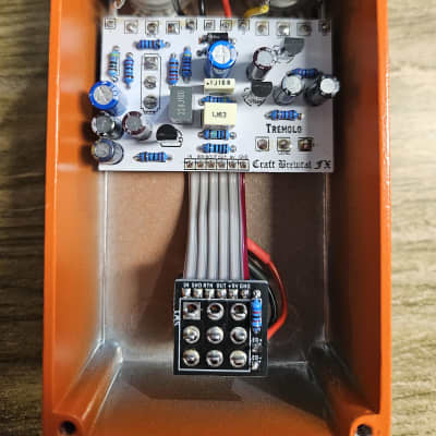 Percussive Tremolo Boost Pedal - Hummingbird image 5