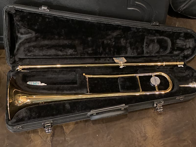 Yamaha YSL200AD Advantage Tenor Trombone w/Yamaha Hard Case Reverb