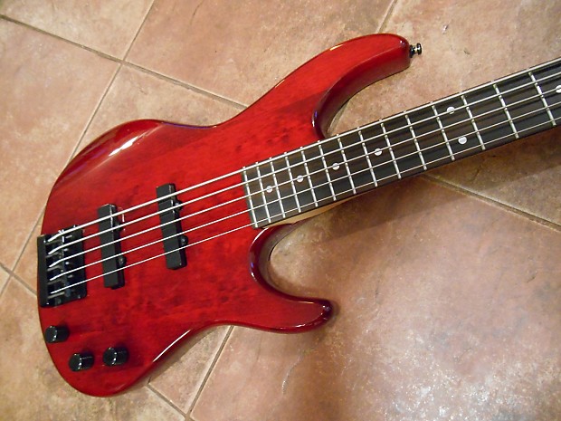 Ibanez tr series strat cheap