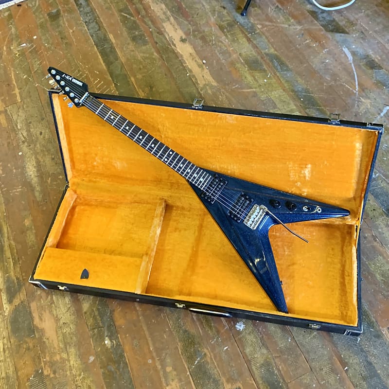 Yamaha VX-1 Flying V electric guitar c 1980's Midnight metallic