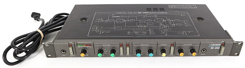 Boss DE-200 Digital Delay Modulation Electric Guitar Effects | Reverb