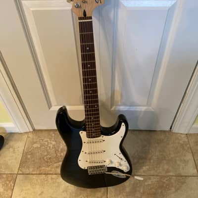 Squier 20th Anniversary Stratocaster 2002 - Black in Exc Squier 20th Anniversary Stratocaster 2002 - Black in Exc