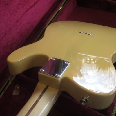 Used Left-Handed Fender Telecaster Electric Guitar Butterscotch Blonde w/ Black Pickguard w/ Hard Case Made in Japan image 4