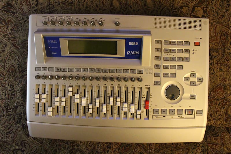 全てのアイテム Korg D1600 配信機器・PA機器・レコーディング