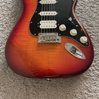 Fender Player Stratocaster HSS Plus Top 2020 MIM Cherry Burst Maple Neck Guitar image 2