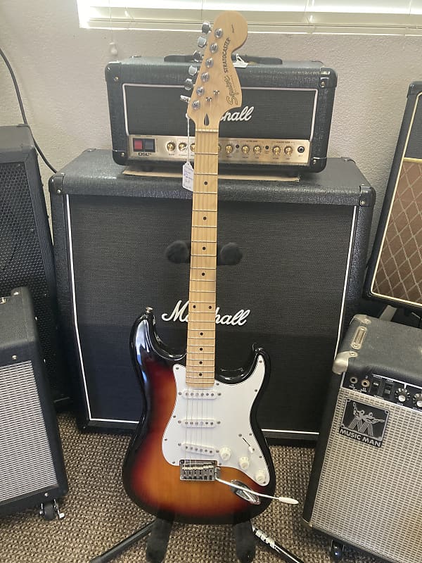 Squier Stratocaster 20th Anniversary 2000's - Sunburst | Reverb