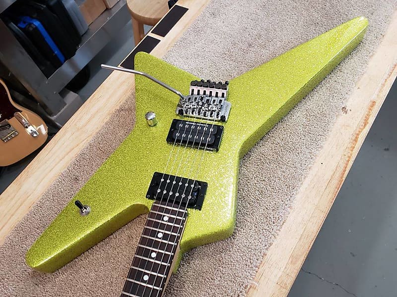 ESP Random Star Mid 80s - Custom Alien Bile Metal Flake