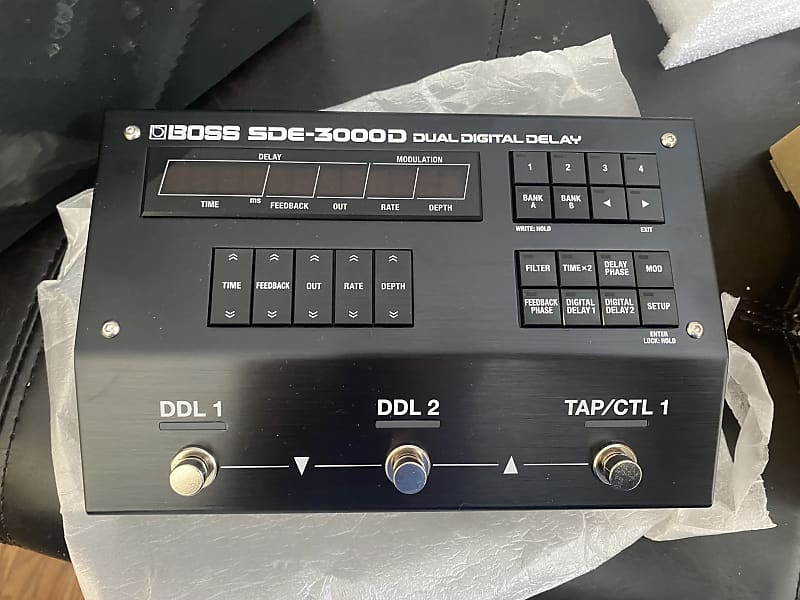 Boss SDE-3000