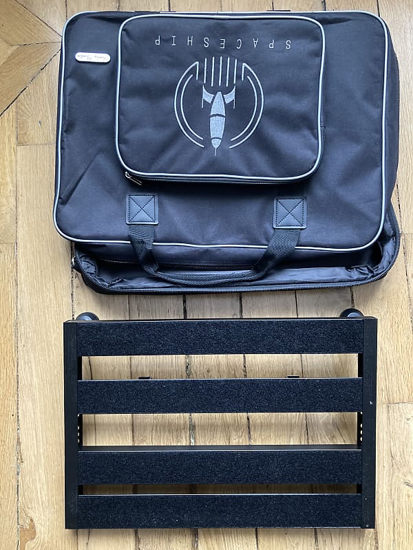 Harley Benton SpaceShip 40 Pedalboard Black Reverb