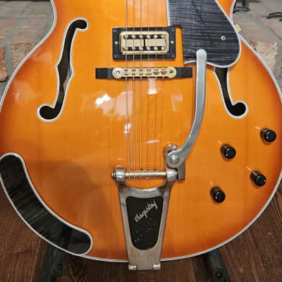 David Wallace Custom Guitar Robert Anderson Model AT-1030  2013 - Orange image 1