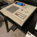 Akai MPC3000 /  Iomega Zip drive100 / Owned by Jimmy Jam &Terry Lewis of Flytetyme Studios