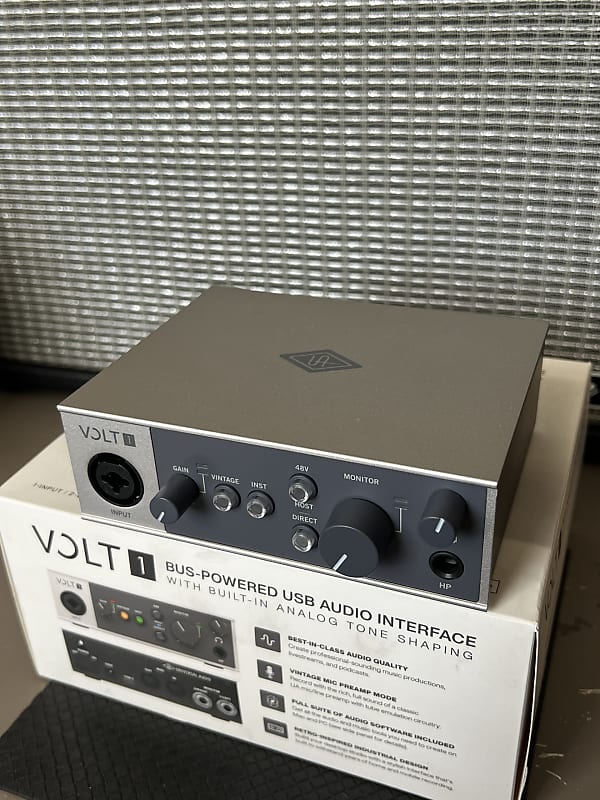 UNIVERSAL AUDIO Volt 1 USB  			