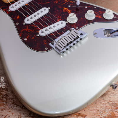 2004 Fender USA American Standard Stratocaster Shoreline Silver with American Special neck image 9