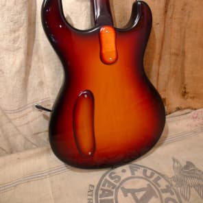 Mosrite V III 1984 Sunburst image 10