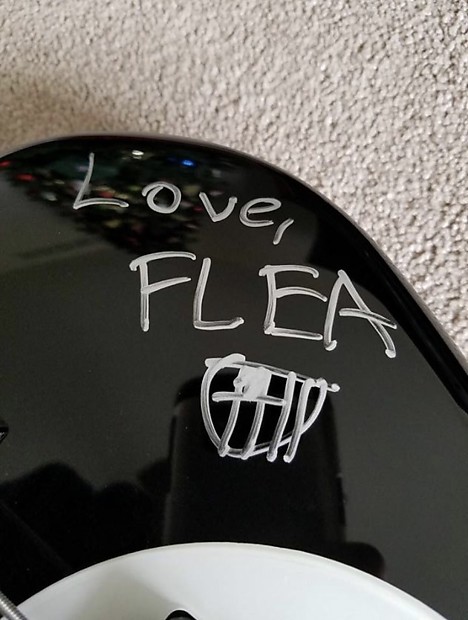 FLEABASS MODEL 32 BLACK オマケミニアンプ付き Fleabass Model