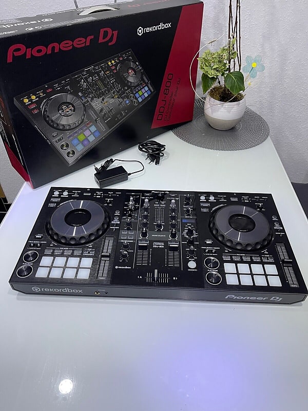 Pioneer DJ DDJ 800 + orig. Tasche + Decksaver | Reverb Canada