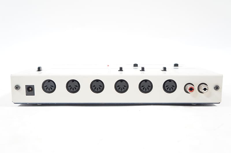 KMS-30 MIDI SYNCHRONIZER DIN Tape Sync Box for TB-303 TR-808