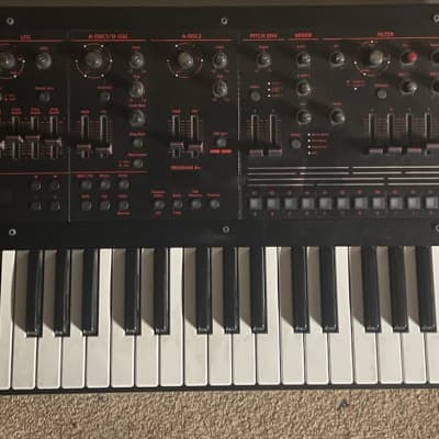 MUST GO Roland JD-Xa 49-Key Analog/Digital Crossover Synthesizer 2015 - Present - Black