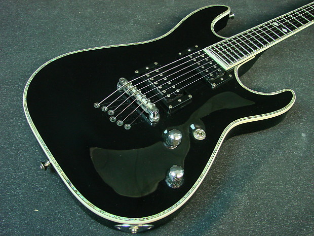 2001 Schecter Diamond Series PT Electric Guitar in Black (Very Good) *Free  Shipping*