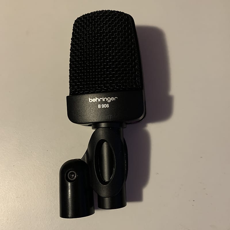 Behringer B906 dynamic microphone for guitar, drums, brass, Reverb