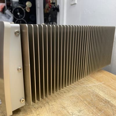 PARASOUND HALO A21 POWER AMPLIFIER image 9