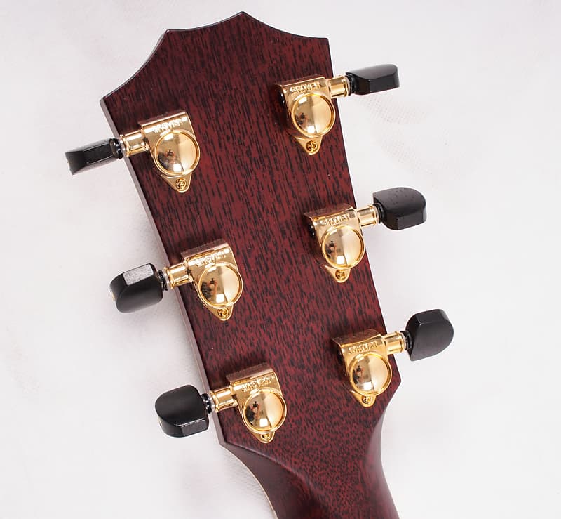 Taylor XXV-GA 25th Anniversary Sitka Spruce/Quilted Sapele Grand Auditorium Natural with Caramel-Stained Back and Sides 1999 image 2