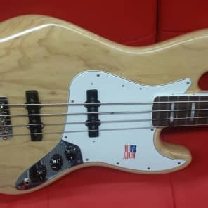 Fender American Vintage 75' Jazz Bass  2011 Natural with Rosewood fingerboard image 2