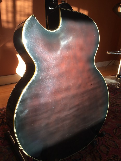 Aria Diamond Archtop Guitar, 1362-g Jazz Box 1969 Black/Gold