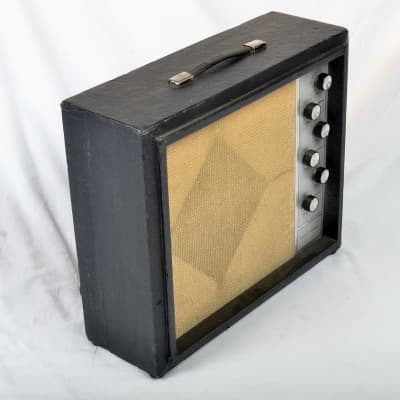 Silvertone Model 1482 5-Watt 1x12 Guitar Combo 1960s - Black image 2