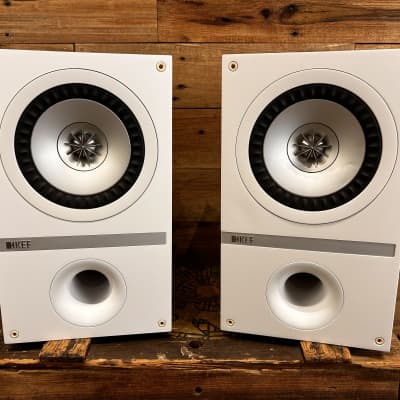 KEF Q150 Bookshelf Speakers - White | Reverb KEF Q150 Bookshelf Speakers - White | Reverb