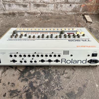 Roland TR-909 Rhythm Composer 1983 - 1985 - White image 7