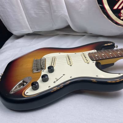 ESP LTD ST-203 Relic'd S-style Guitar 2015 - Sunburst image 7