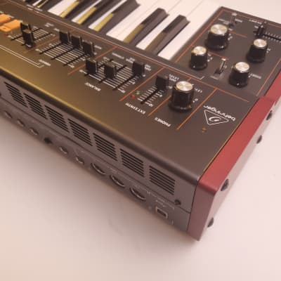 Behringer Vocoder VC340 2019 - Present - Black image 4