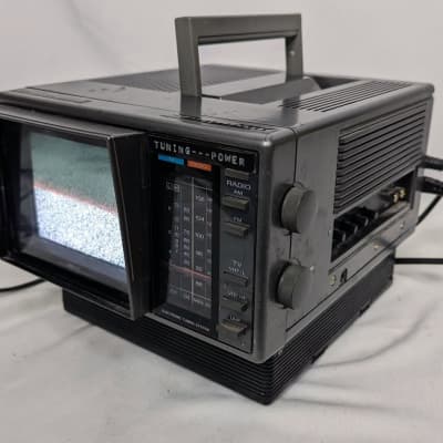 Sears 5 Inch Portable Color TV VHF UHF, AM/FM Radio SR3000 Model 580 - WORKING image 13