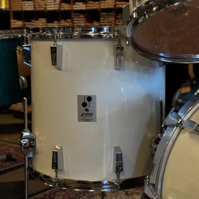 VINTAGE 1983 Sonor Phonic Drum Set in Gloss White - 14x22, 9x13, 10x14, 16x16 image 4