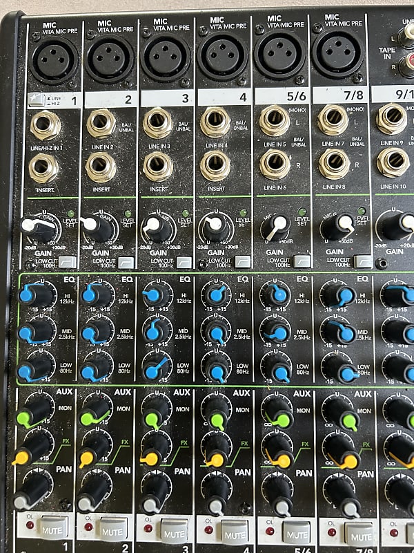 Mackie ProFX12v2 12-Channel Effects Mixer | Reverb